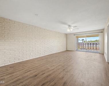 4354 N 82nd Street - Photo Thumbnail 3