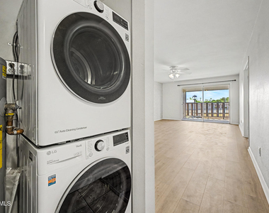 4354 N 82nd Street - Photo Thumbnail 17