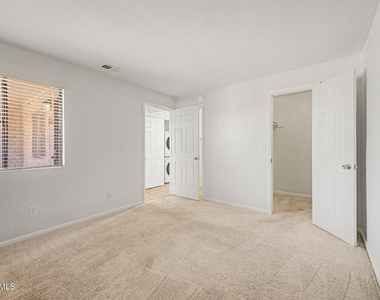 4354 N 82nd Street - Photo Thumbnail 14