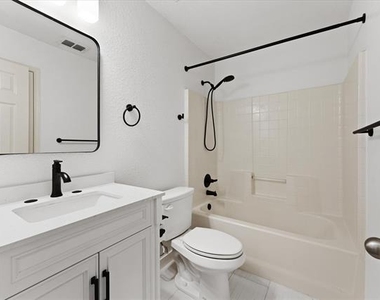 1201 Telese Court - Photo Thumbnail 21