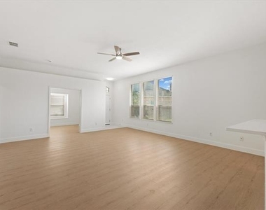 1201 Telese Court - Photo Thumbnail 7