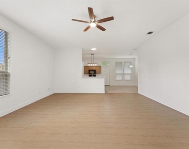 1201 Telese Court - Photo Thumbnail 5
