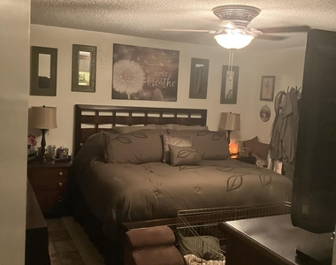4143 E Crescent Avenue - Photo Thumbnail 11