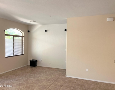 2150 W Alameda Road - Photo Thumbnail 3