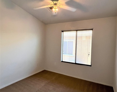 2150 W Alameda Road - Photo Thumbnail 35