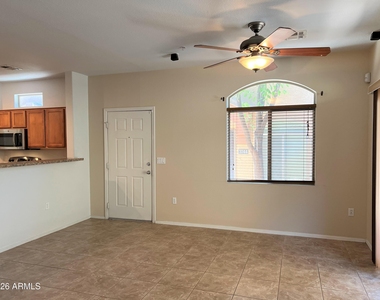 2150 W Alameda Road - Photo Thumbnail 4