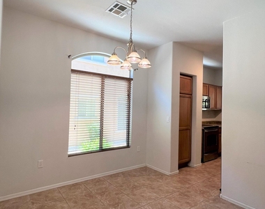 2150 W Alameda Road - Photo Thumbnail 21