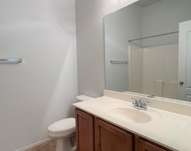 2150 W Alameda Road - Photo Thumbnail 31