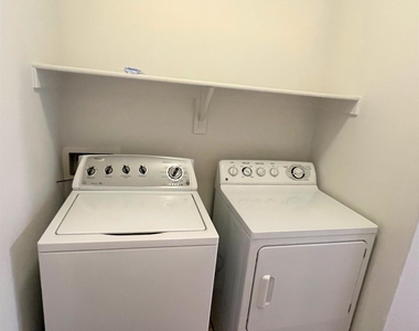 2150 W Alameda Road - Photo Thumbnail 26