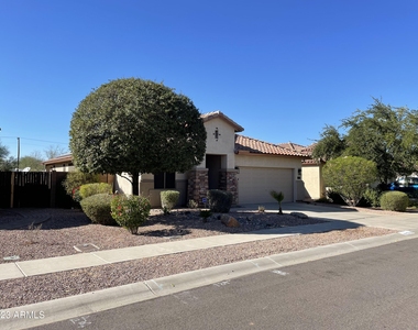 17416 N 170th Lane - Photo Thumbnail 1