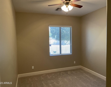 17416 N 170th Lane - Photo Thumbnail 17