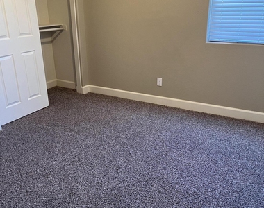 17416 N 170th Lane - Photo Thumbnail 34