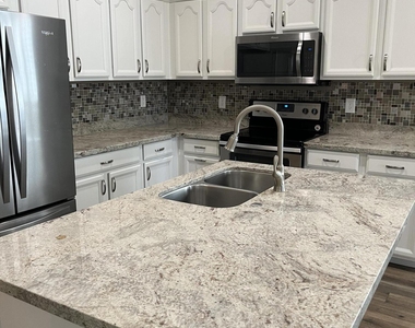 17416 N 170th Lane - Photo Thumbnail 5