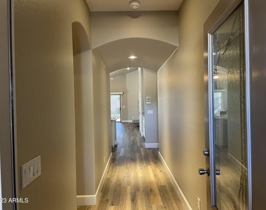 17416 N 170th Lane - Photo Thumbnail 2