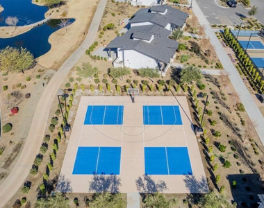 11353 N Luckenbach Street - Photo Thumbnail 26