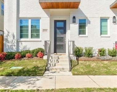 2816 Merrimac Street - Photo Thumbnail 31