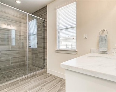 2816 Merrimac Street - Photo Thumbnail 27