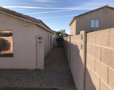 16176 W Adams Street - Photo Thumbnail 24