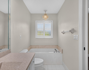 4481 Nw 20th Avenue - Photo Thumbnail 28
