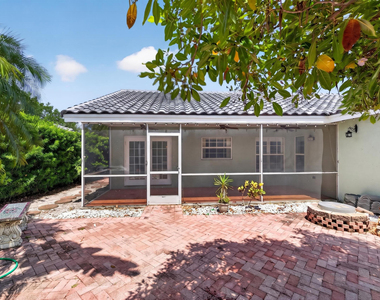 4481 Nw 20th Avenue - Photo Thumbnail 15