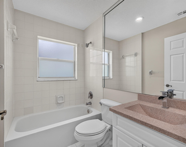 4481 Nw 20th Avenue - Photo Thumbnail 25