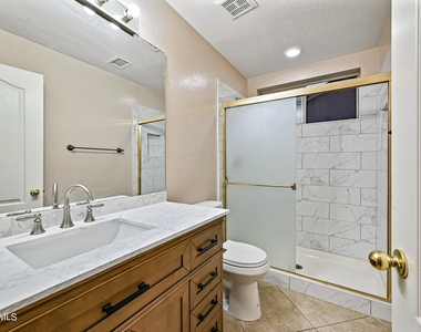 6780 W Amigo Drive - Photo Thumbnail 27