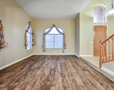 6780 W Amigo Drive - Photo Thumbnail 23