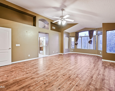 6780 W Amigo Drive - Photo Thumbnail 33