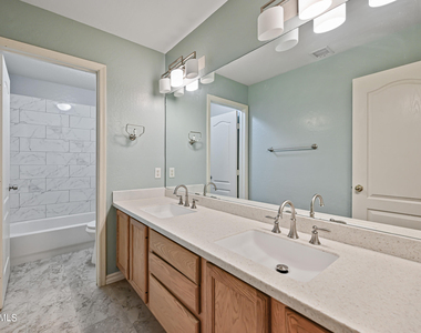 6780 W Amigo Drive - Photo Thumbnail 43