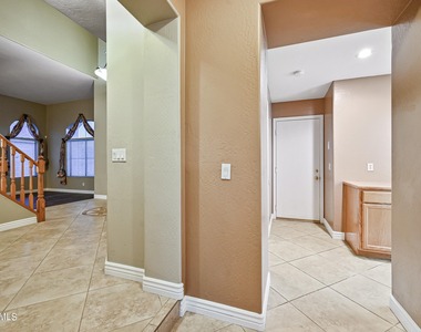 6780 W Amigo Drive - Photo Thumbnail 25