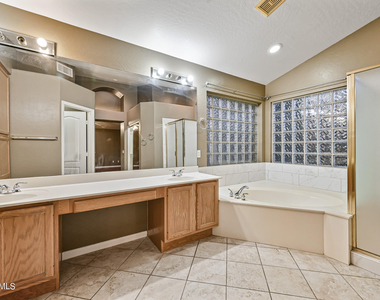 6780 W Amigo Drive - Photo Thumbnail 35