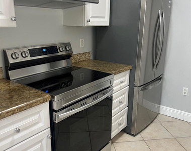 11787 W Atlantic Boulevard - Photo Thumbnail 4