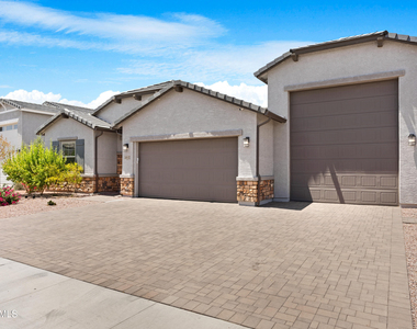 20132 W Catalina Drive - Photo Thumbnail 1