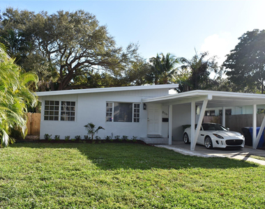 816 Se 6th Court - Photo Thumbnail 1