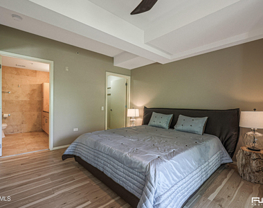 7117 E Rancho Vista Drive - Photo Thumbnail 23