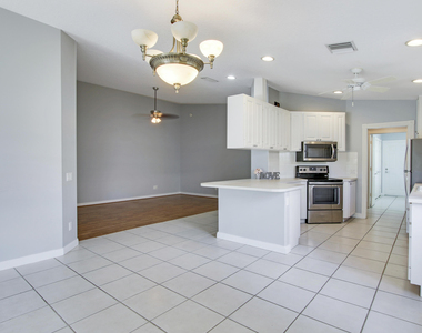 10870 Sw Dardanelle Drive - Photo Thumbnail 9