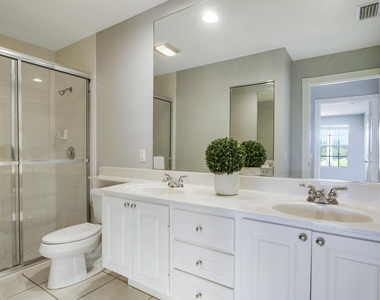 10870 Sw Dardanelle Drive - Photo Thumbnail 15