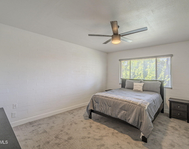 4701 N 68th Street - Photo Thumbnail 9