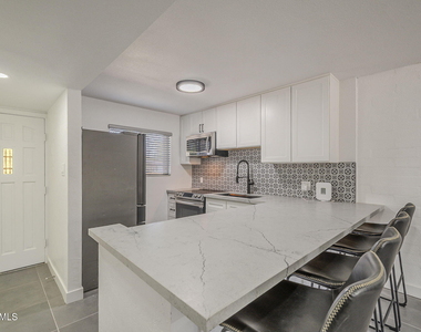 4701 N 68th Street - Photo Thumbnail 1