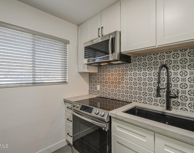 4701 N 68th Street - Photo Thumbnail 24