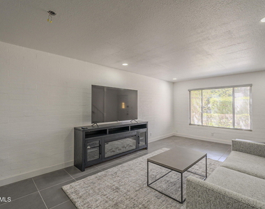 4701 N 68th Street - Photo Thumbnail 18