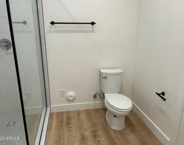 302 W Culver Street - Photo Thumbnail 11