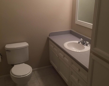 1234 E Riviera Drive - Photo Thumbnail 17