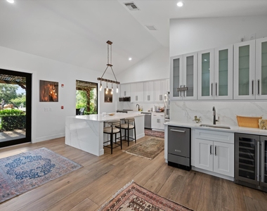 4751 S South Road - Photo Thumbnail 19