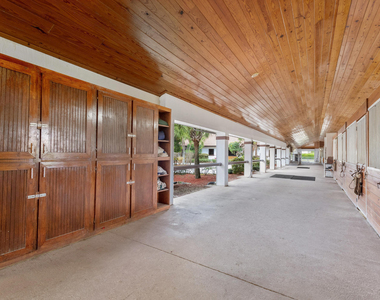 4751 S South Road - Photo Thumbnail 10