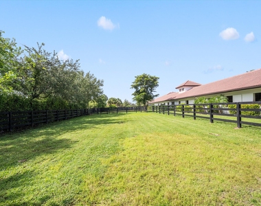 4751 S South Road - Photo Thumbnail 31