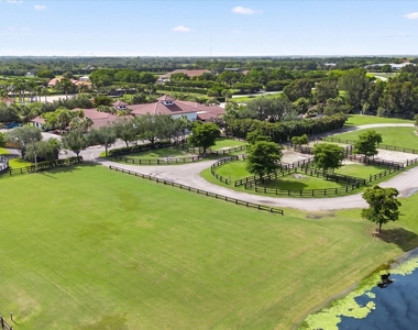 4751 S South Road - Photo Thumbnail 36