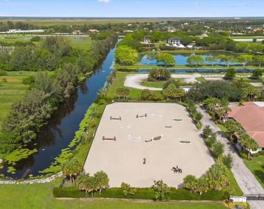 4751 S South Road - Photo Thumbnail 40