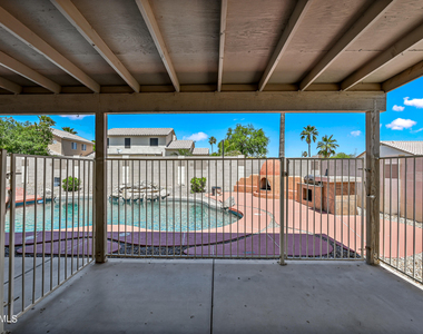 16224 W Jefferson Street - Photo Thumbnail 24