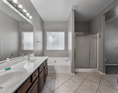 16224 W Jefferson Street - Photo Thumbnail 16